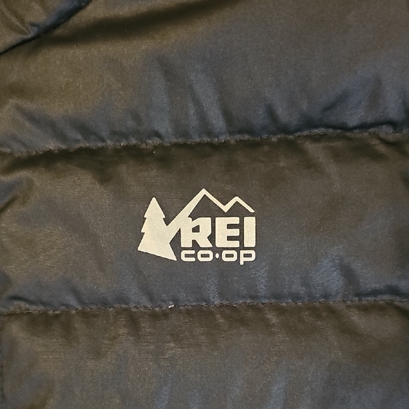 REI Black 650 Down Quilted Jacket - Picture 2 of 14